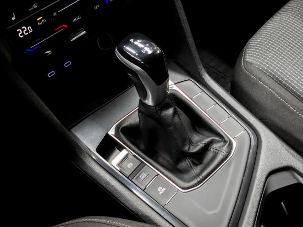 Volkswagen Tiguan II с пробегом 2021 года, цена 2 205 000 рублей, 145075 км, внедорожник, Автокод Объявления