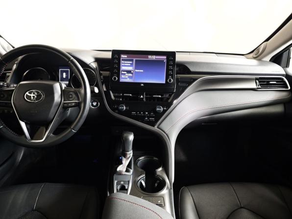 Toyota Camry VIII (XV70) Рестайлинг с пробегом 2021 года, цена 3 350 000 рублей, 82406 км, седан, Автокод Объявления