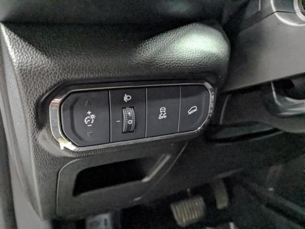 Haval Jolion I с пробегом 2023 года, цена 1 740 000 рублей, 77636 км, внедорожник, Автокод Объявления