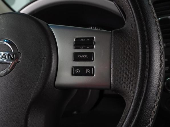 Nissan Pathfinder III Рестайлинг с пробегом 2014 года, цена 1 749 000 рублей, 286848 км, внедорожник, Автокод Объявления