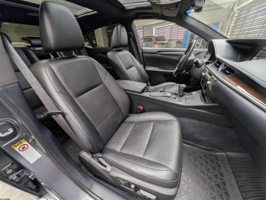 Lexus ES VI Москва  - изображение 20