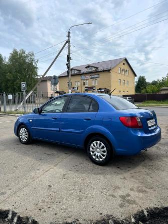 Kia Rio II Рестайлинг с пробегом 2010 года, цена 390 000 рублей, 251000 км, седан, Автокод Объявления
