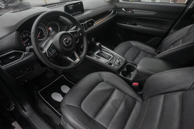 Mazda CX-5 I Рестайлинг с пробегом 2017 года, цена 2 535 000 рублей, 120000 км, внедорожник, Автокод Объявления