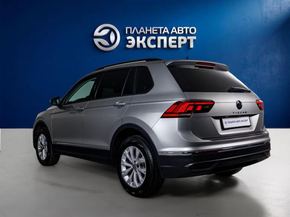 Volkswagen Tiguan II Рестайлинг с пробегом 2021 года, цена 2 500 000 рублей, 96009 км, внедорожник, Автокод Объявления