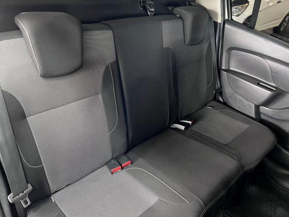 Renault Logan II Рестайлинг с пробегом 2021 года, цена 1 195 000 рублей, 115551 км, седан, Автокод Объявления