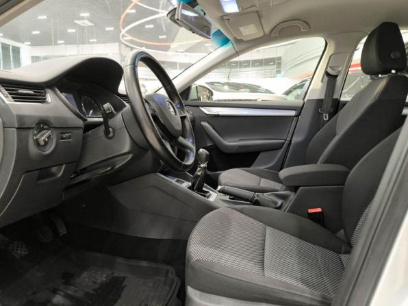 Skoda Octavia III (A7) с пробегом 2013 года, цена 830 000 рублей, 246114 км, лифтбек, Автокод Объявления