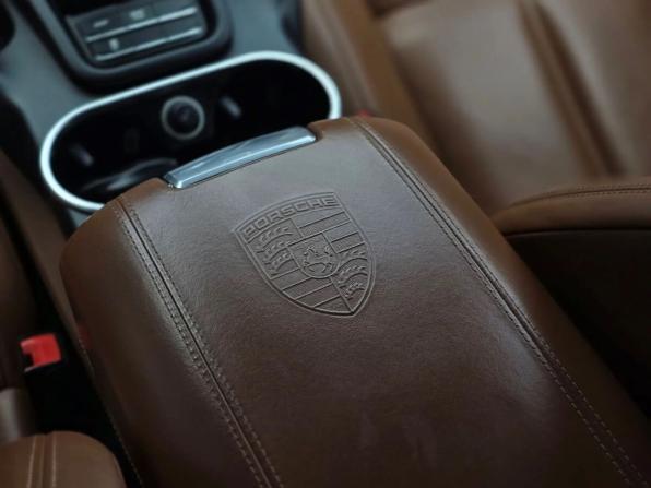 Porsche Cayenne II Рестайлинг (958) с пробегом 2015 года, цена 3 959 000 рублей, 269412 км, внедорожник, Автокод Объявления