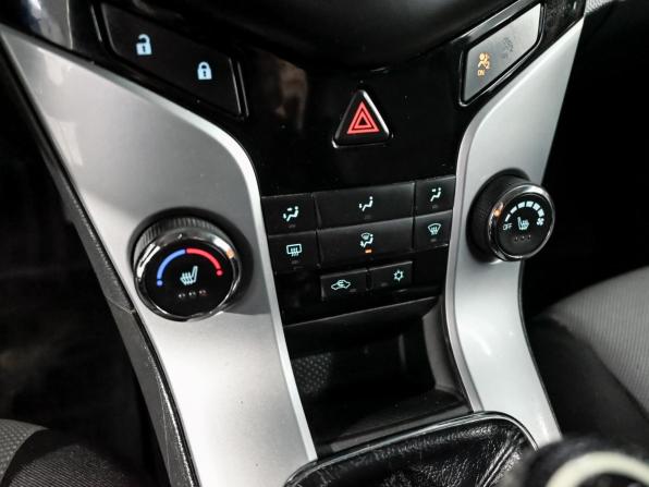 Chevrolet Cruze I Рестайлинг с пробегом 2013 года, цена 680 000 рублей, 232597 км, универсал, Автокод Объявления