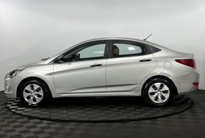 Hyundai Solaris I Рестайлинг с пробегом 2015 года, цена 895 000 рублей, 181488 км, седан, Автокод Объявления