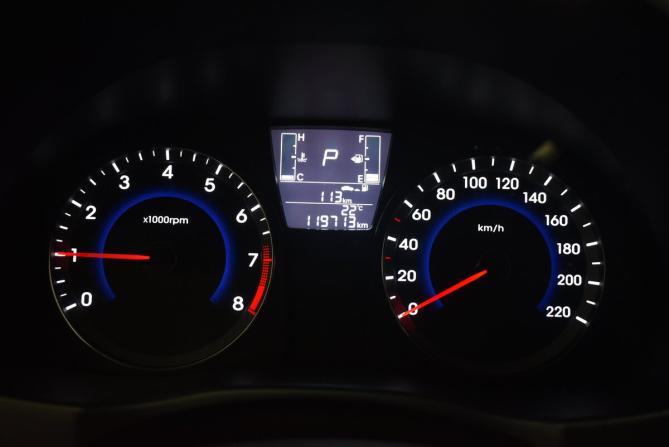 Hyundai Solaris I Рестайлинг с пробегом 2015 года, цена 1 050 000 рублей, 119713 км, седан, Автокод Объявления