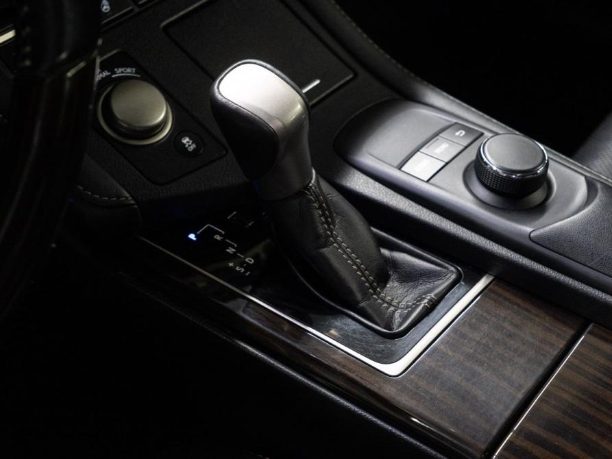 Lexus ES VI Рестайлинг Тюмень  - изображение 11