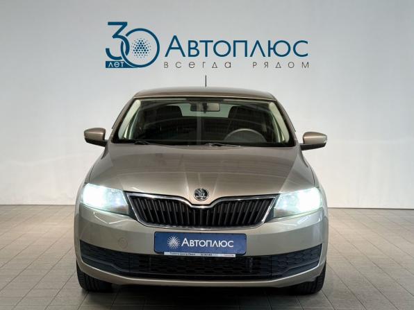 Skoda Rapid I Рестайлинг с пробегом 2019 года, цена 1 120 000 рублей, 170000 км, лифтбек, Автокод Объявления