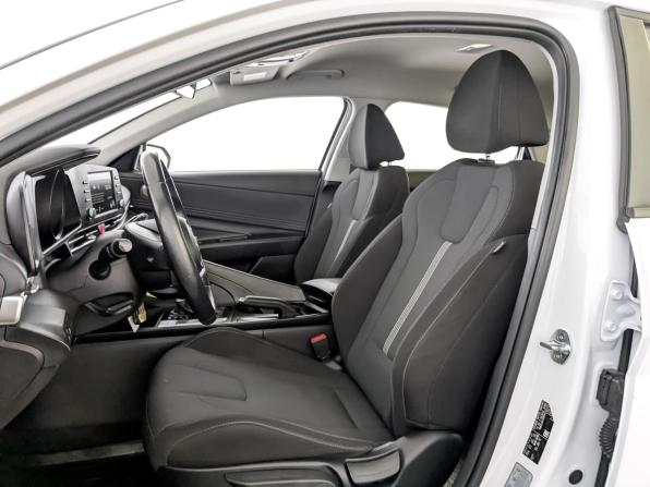 Hyundai Elantra VII (CN7) с пробегом 2022 года, цена 2 010 000 рублей, 69901 км, седан, Автокод Объявления