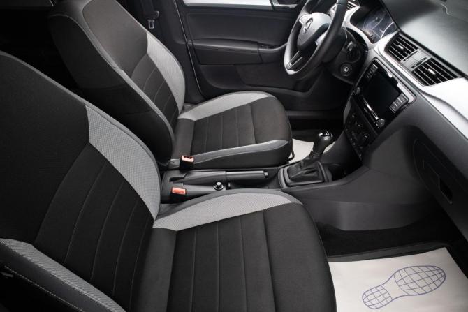Skoda Rapid I Рестайлинг с пробегом 2019 года, цена 1 299 000 рублей, 119000 км, лифтбек, Автокод Объявления
