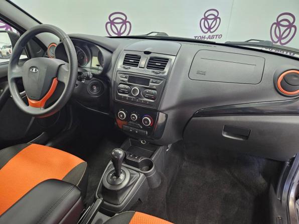 Lada (ВАЗ) Kalina II с пробегом 2017 года, цена 598 000 рублей, 70149 км, универсал, Автокод Объявления