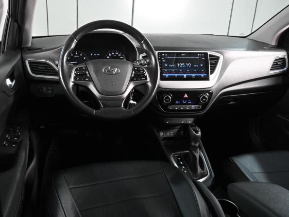 Hyundai Solaris II с пробегом 2018 года, цена 1 439 000 рублей, 88903 км, седан, Автокод Объявления