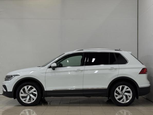 Volkswagen Tiguan II Рестайлинг с пробегом 2021 года, цена 2 970 000 рублей, 97359 км, внедорожник, Автокод Объявления