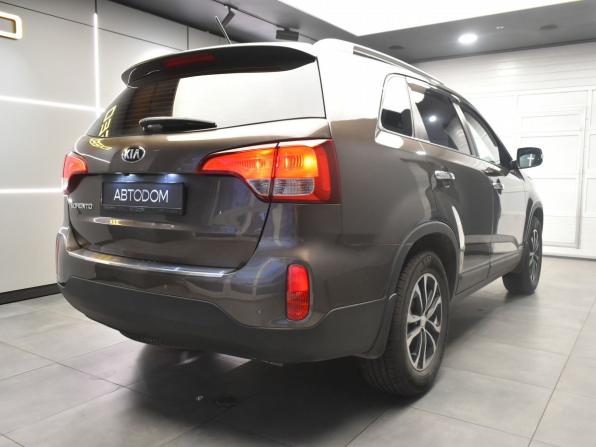 Kia Sorento II Рестайлинг с пробегом 2018 года, цена 2 027 000 рублей, 130000 км, внедорожник, Автокод Объявления