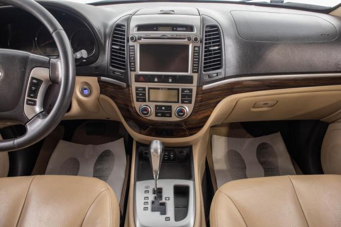 Hyundai Santa Fe II Рестайлинг с пробегом 2010 года, цена 1 349 000 рублей, 212000 км, внедорожник, Автокод Объявления