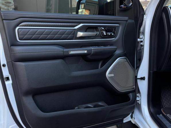 Ram 1500 V Рестайлинг с пробегом 2025 года, цена 10 990 000 рублей, 10000 км, пикап, Автокод Объявления