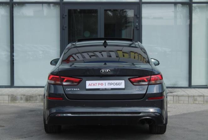 Kia Optima IV Рестайлинг с пробегом 2018 года, цена 2 050 000 рублей, 174764 км, седан, Автокод Объявления
