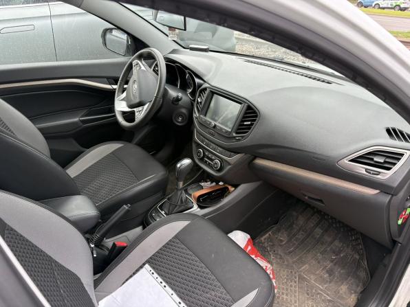 Lada (ВАЗ) Vesta I с пробегом 2021 года, цена 1 299 000 рублей, 45000 км, универсал, Автокод Объявления