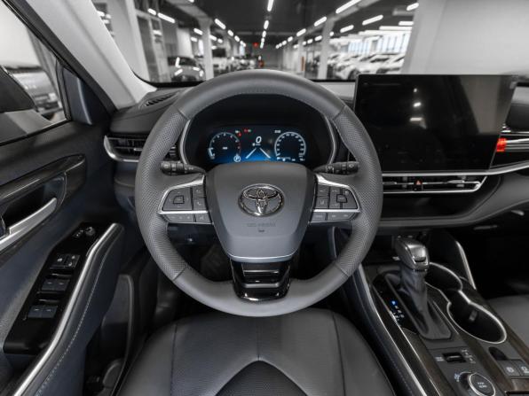 Toyota Highlander IV (XU70) с пробегом 2026 года, цена 5 290 000 рублей, 50 км, внедорожник, Автокод Объявления