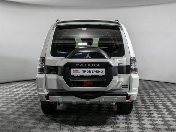 Mitsubishi Pajero IV Рестайлинг 2 с пробегом 2019 года, цена 3 350 000 рублей, 90000 км, внедорожник, Автокод Объявления