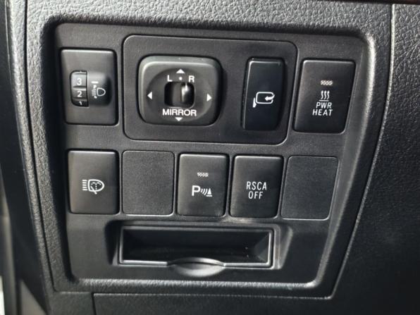 Toyota Land Cruiser 200 Series с пробегом 2011 года, цена 3 600 000 рублей, 250605 км, внедорожник, Автокод Объявления