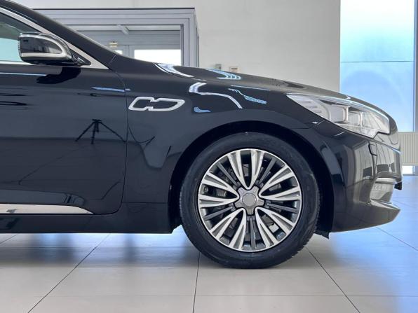 Kia Quoris I Ресталинг 2 с пробегом 2017 года, цена 2 300 000 рублей, 239741 км, седан, Автокод Объявления