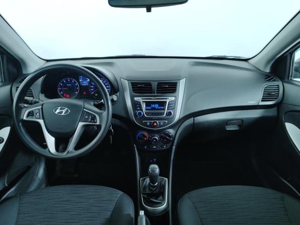 Hyundai Solaris I Рестайлинг с пробегом 2016 года, цена 950 000 рублей, 154937 км, седан, Автокод Объявления