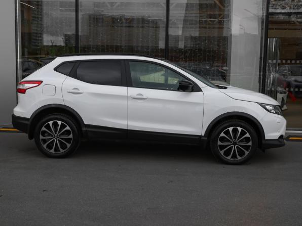Nissan Qashqai II с пробегом 2016 года, цена 1 598 000 рублей, 110000 км, внедорожник, Автокод Объявления