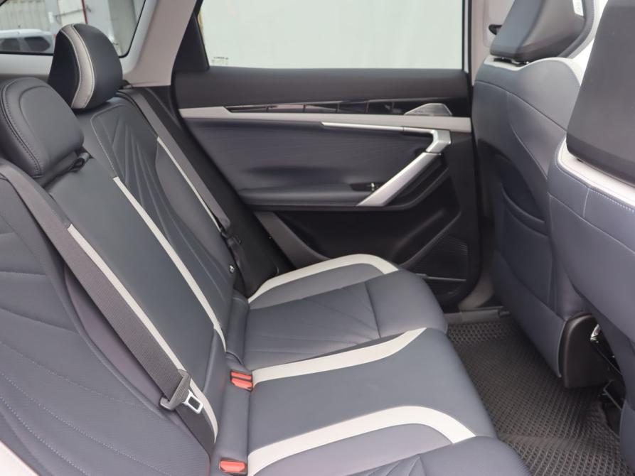 Geely Atlas II Москва  - изображение 22