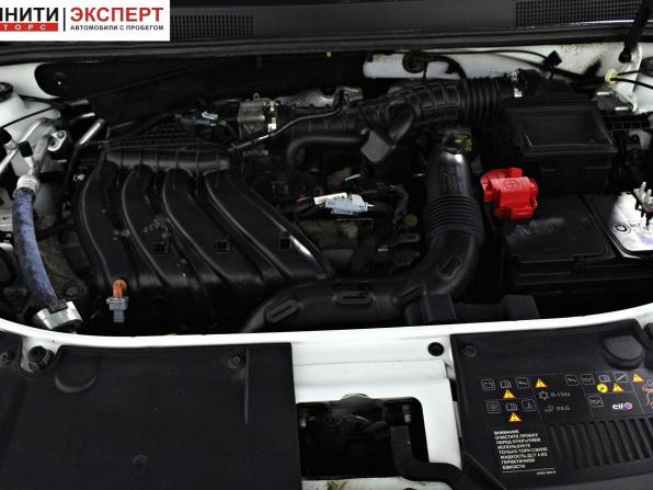 Renault Sandero II Рестайлинг с пробегом 2018 года, цена 1 437 000 рублей, 66312 км, хэтчбек, Автокод Объявления