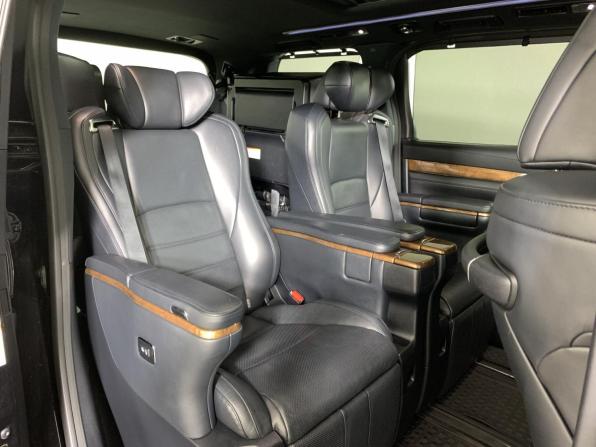 Toyota Alphard III с пробегом 2015 года, цена 3 500 000 рублей, 242895 км, минивэн, Автокод Объявления