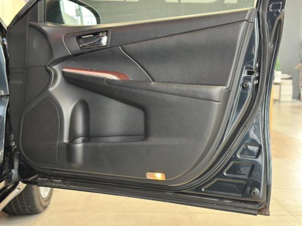 Toyota Camry VII (XV50) с пробегом 2013 года, цена 1 499 000 рублей, 319800 км, седан, Автокод Объявления
