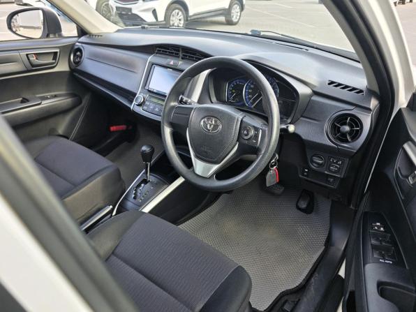 Toyota Corolla XI (E160 E170 E180) Рестайлинг 1 с пробегом 2017 года, цена 1 375 000 рублей, 174272 км, универсал, Автокод Объявления