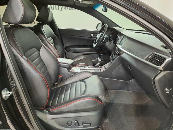 Kia Optima IV Рестайлинг с пробегом 2018 года, цена 2 490 000 рублей, 59144 км, седан, Автокод Объявления