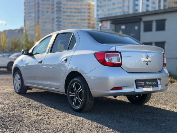 Renault Logan II с пробегом 2017 года, цена 925 000 рублей, 37452 км, седан, Автокод Объявления