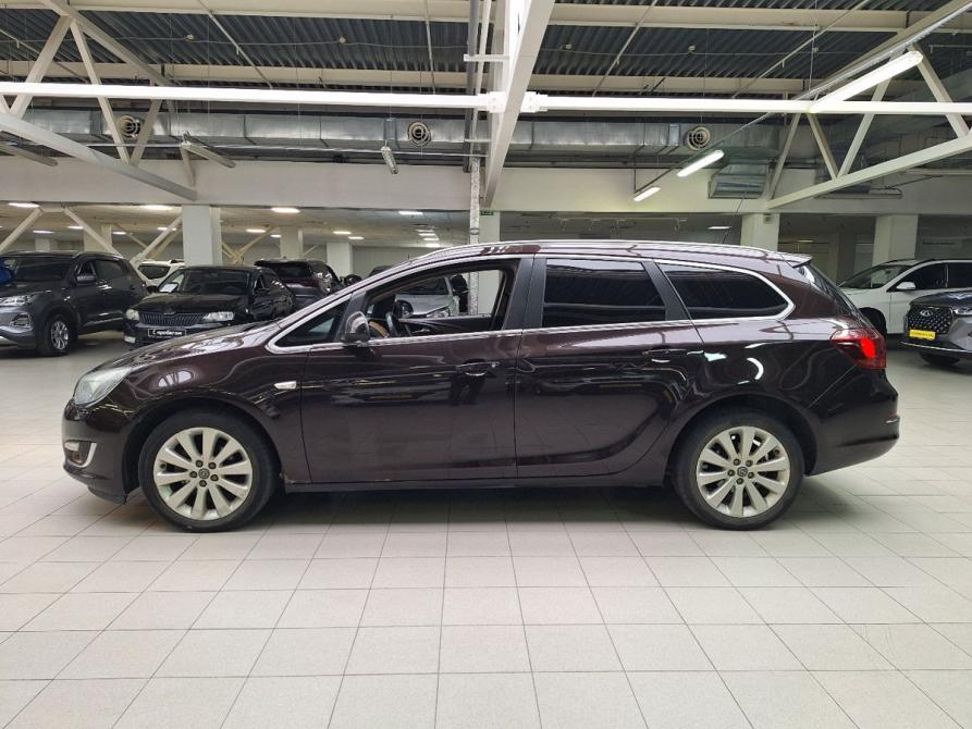 Opel Astra J Рестайлинг Челябинск  - изображение 4