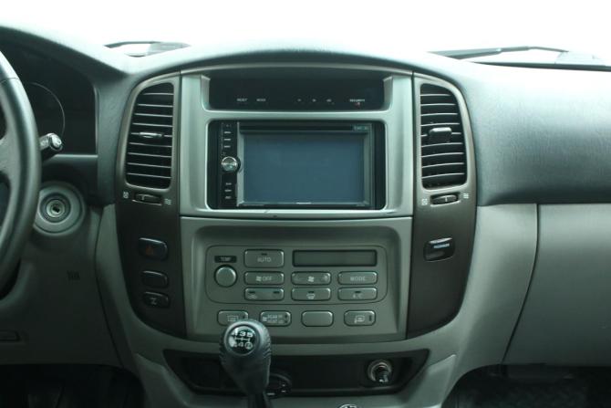 Toyota Land Cruiser 100 Series Рестайлинг 2 с пробегом 2007 года, цена 4 995 000 рублей, 80089 км, внедорожник, Автокод Объявления