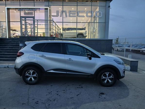 Renault Kaptur I с пробегом 2017 года, цена 1 500 000 рублей, 115588 км, внедорожник, Автокод Объявления