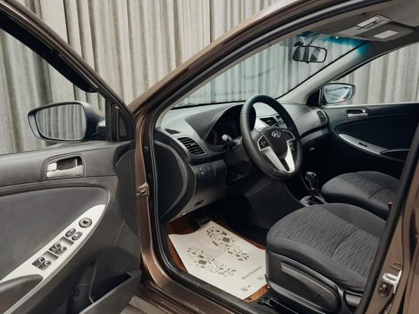 Hyundai Solaris I Рестайлинг с пробегом 2015 года, цена 880 000 рублей, 152000 км, седан, Автокод Объявления