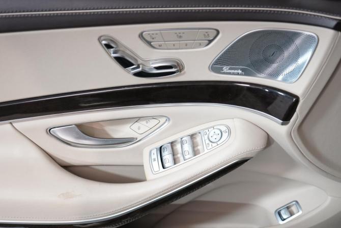 Mercedes-Benz Maybach S-Класс I (X222) Рестайлинг с пробегом 2018 года, цена 5 920 000 рублей, 176596 км, седан, Автокод Объявления