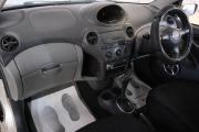 Toyota Vitz I (P10) Омск  - изображение 40