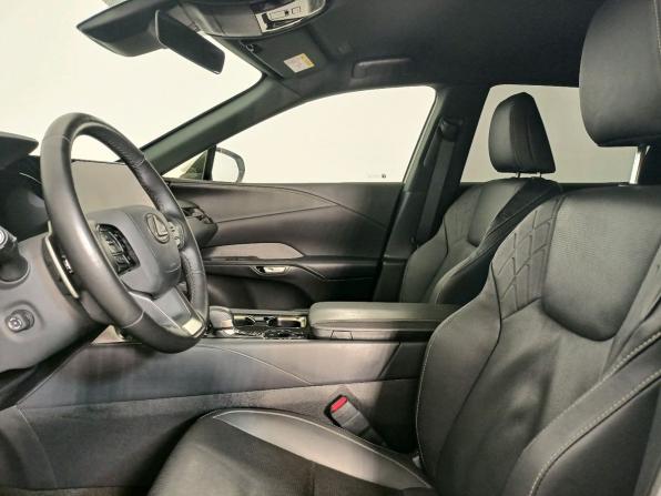 Lexus RX V с пробегом 2025 года, цена 9 899 000 рублей, 9580 км, внедорожник, Автокод Объявления