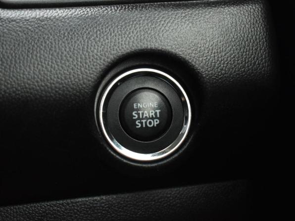Suzuki Swift V с пробегом 2021 года, цена 1 379 000 рублей, 110390 км, хэтчбек, Автокод Объявления