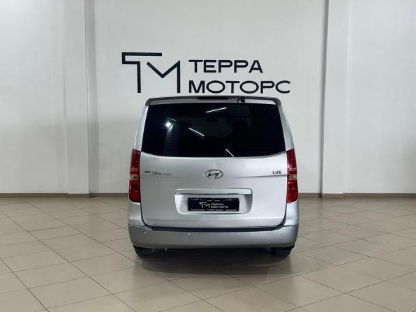 Hyundai Grand Starex I с пробегом 2008 года, цена 1 150 000 рублей, 221195 км, минивэн, Автокод Объявления