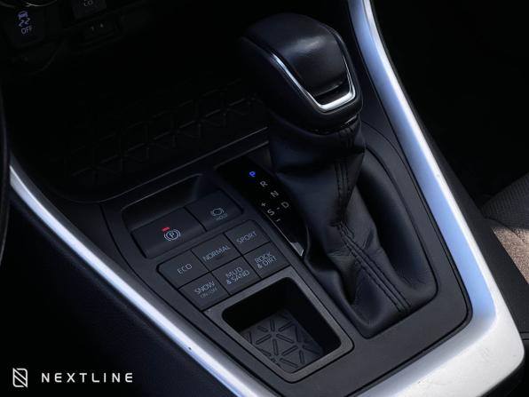 Toyota RAV4 V (XA50) с пробегом 2019 года, цена 3 890 000 рублей, 53600 км, внедорожник, Автокод Объявления