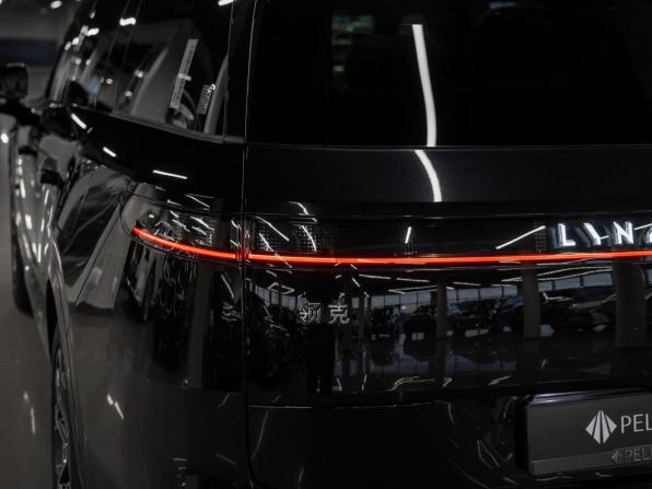 Lynk &amp; Co 900 с пробегом 2026 года, цена 7 650 000 рублей, 18 км, внедорожник, Автокод Объявления
